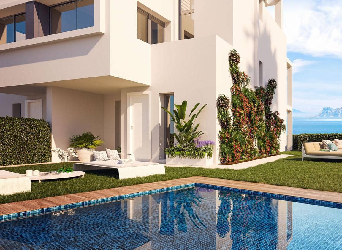 4 Zimmer Villa zu verkaufen in Estepona mit Pool Garage - 400.000 € (Ref: 10001969)