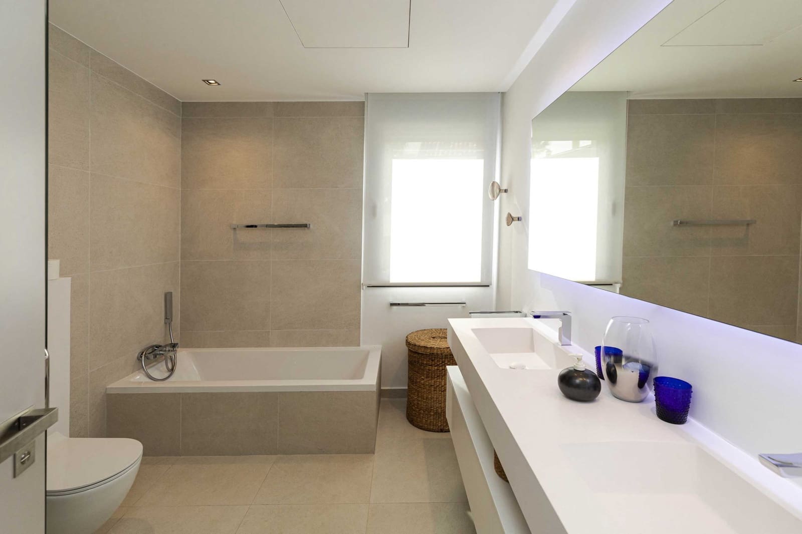 5 slaapkamer Villa te koop in Mijas Costa met zwembad garage - € 2.690.000 (Ref: 10001972)