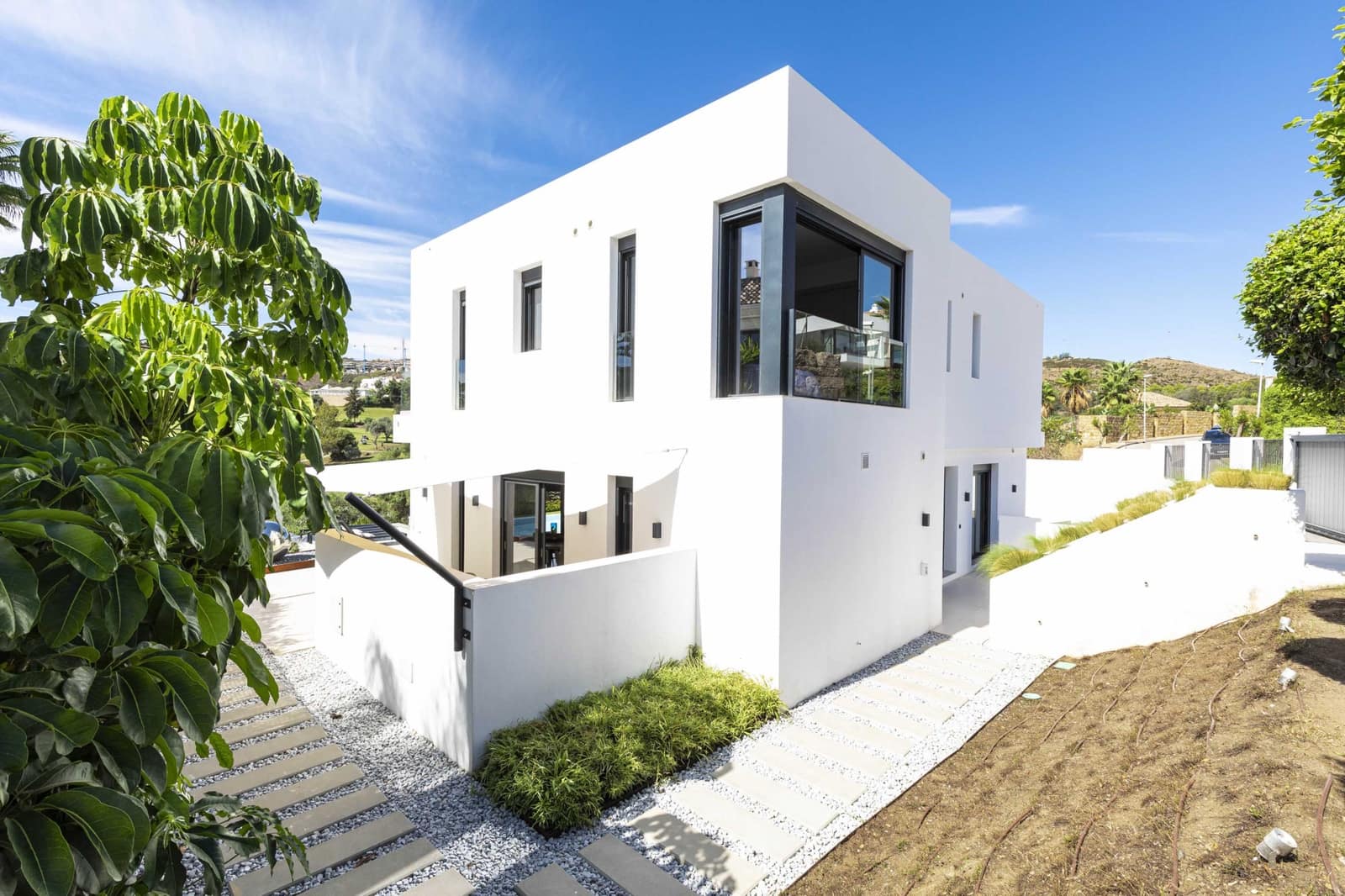 5 slaapkamer Villa te koop in Mijas Costa met zwembad garage - € 2.690.000 (Ref: 10001972)