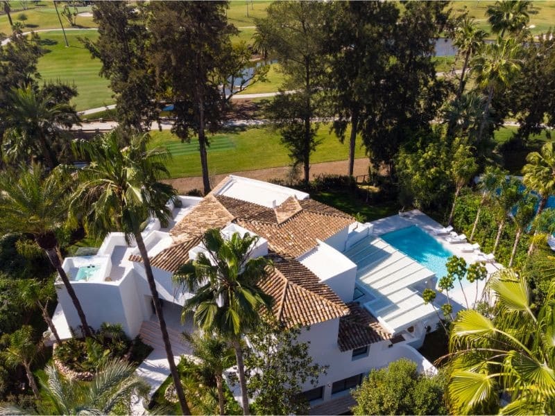 5 slaapkamer Villa te koop in Marbella met zwembad garage - € 4.595.000 (Ref: 10001981)