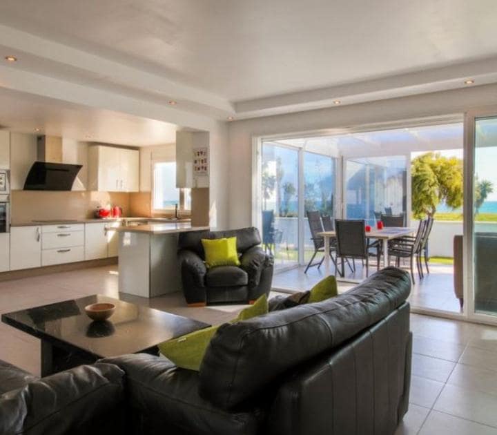 3 slaapkamer Villa te koop in Costalita met zwembad garage - € 1.600.000 (Ref: 10001982)