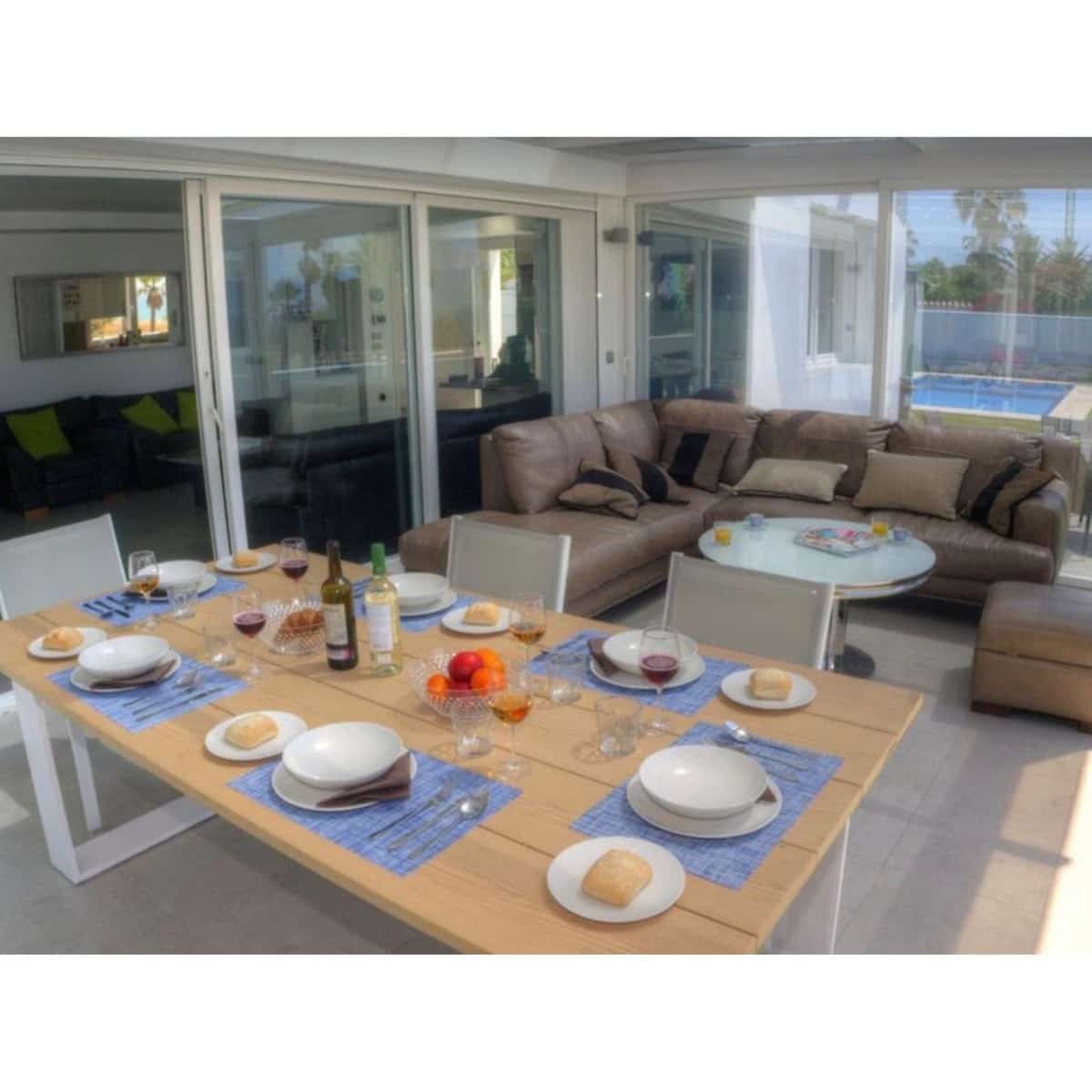 3 slaapkamer Villa te koop in Costalita met zwembad garage - € 1.600.000 (Ref: 10001982)