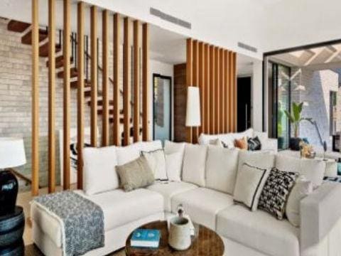 5 bedroom Villa for sale in Marbella with pool garage - € 3,595,000 (Ref: 10001984)