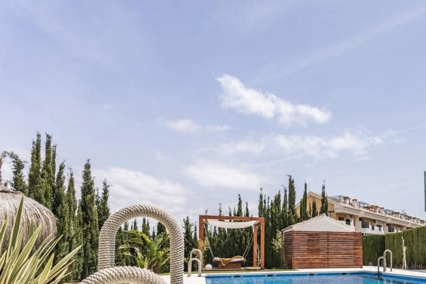 2 slaapkamer Appartement te koop in Marbella met zwembad - € 258.000 (Ref: 10001985)