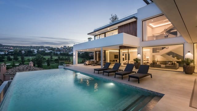 7 sypialnia Willa na sprzedaż w Marbella z basenem garażem - 4 900 000 € (Ref: 10001986)