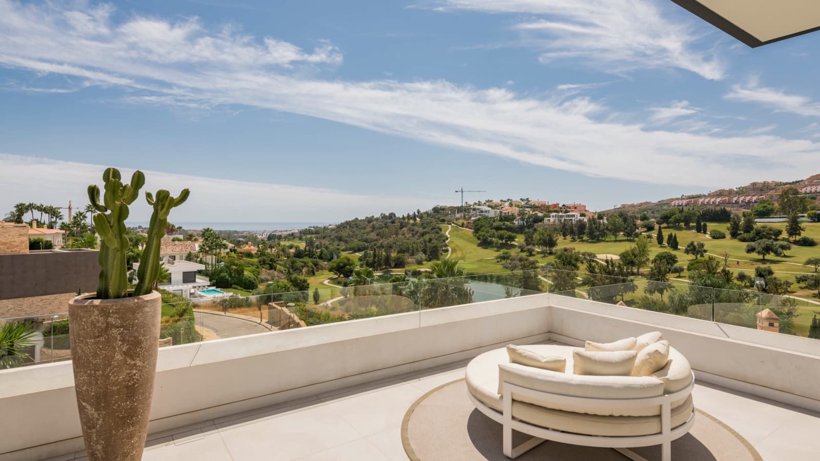 7 sypialnia Willa na sprzedaż w Marbella z basenem garażem - 4 900 000 € (Ref: 10001986)