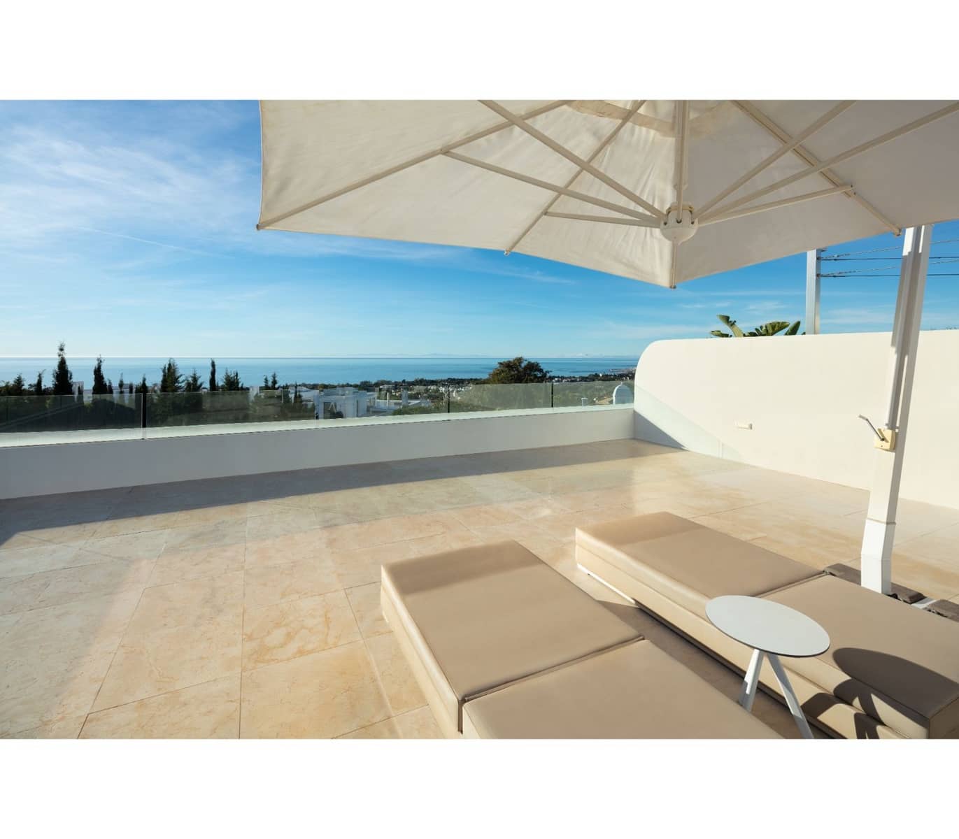 Apartamento de 3 habitaciones en Golden Mile en venta con piscina garaje - 2.995.000 € (Ref: 10001992)