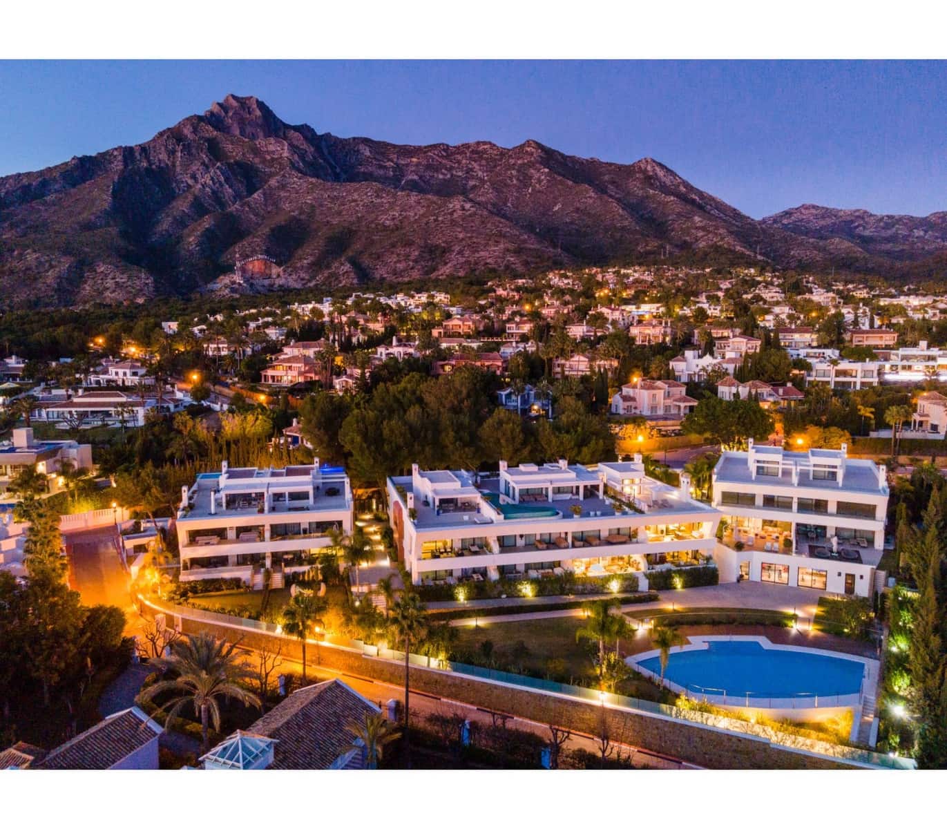 Apartamento de 3 habitaciones en Golden Mile en venta con piscina garaje - 2.995.000 € (Ref: 10001992)