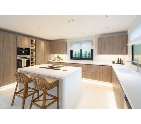 5 soveværelse Villa til salg i Marbella med swimmingpool garage - € 4.850.000 (Ref: 10001994)