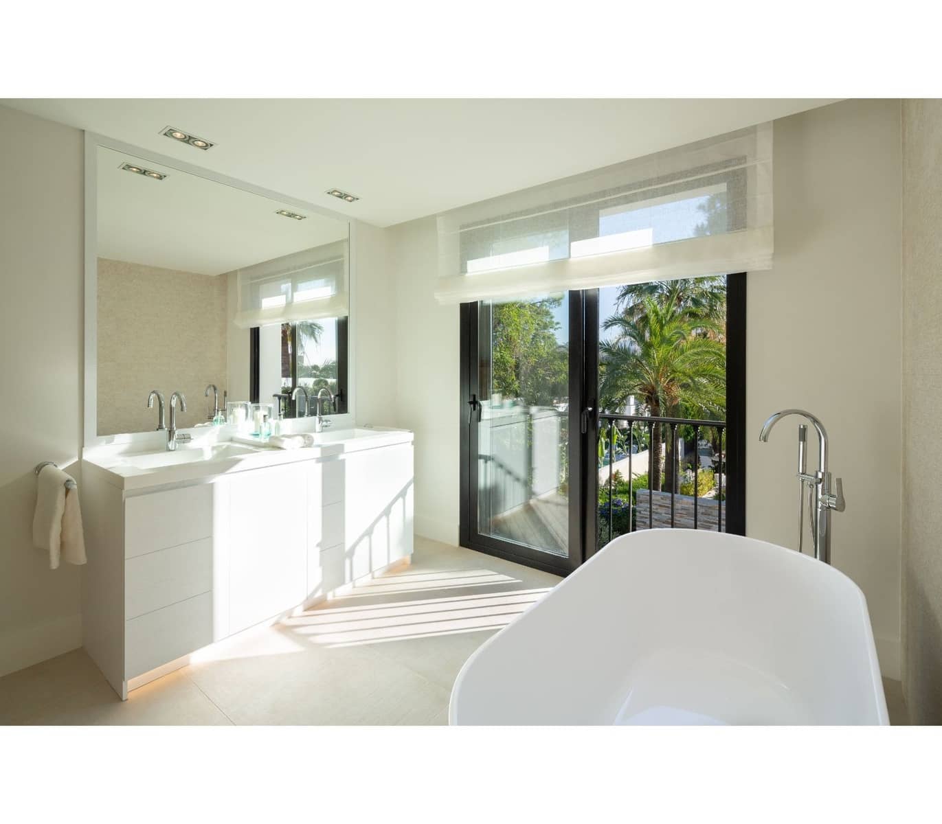 5 soveværelse Villa til salg i Marbella med swimmingpool garage - € 4.850.000 (Ref: 10001994)