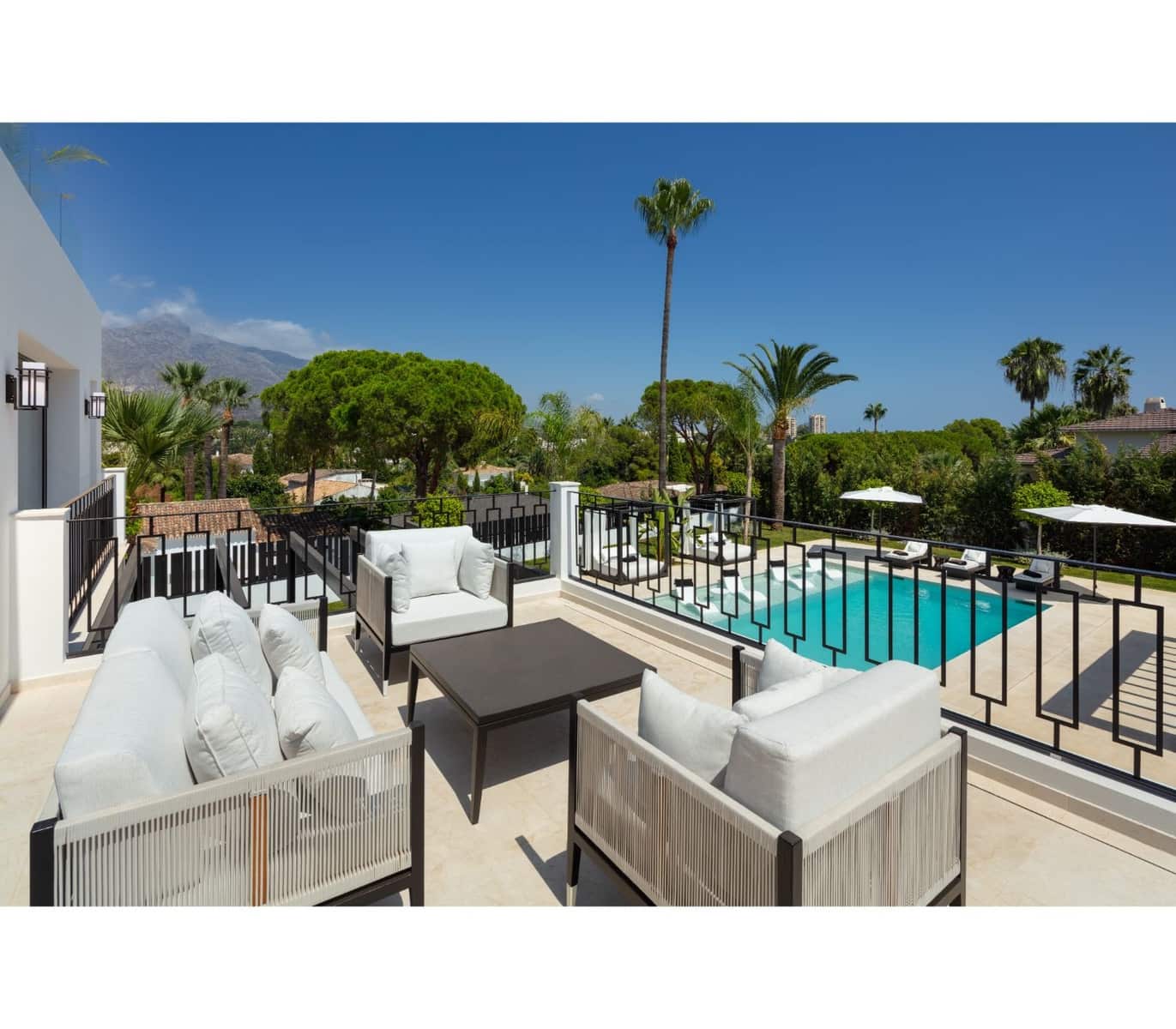 5 soverom Villa til salgs i Marbella med svømmebasseng garasje - € 4 995 000 (Ref: 10001996)