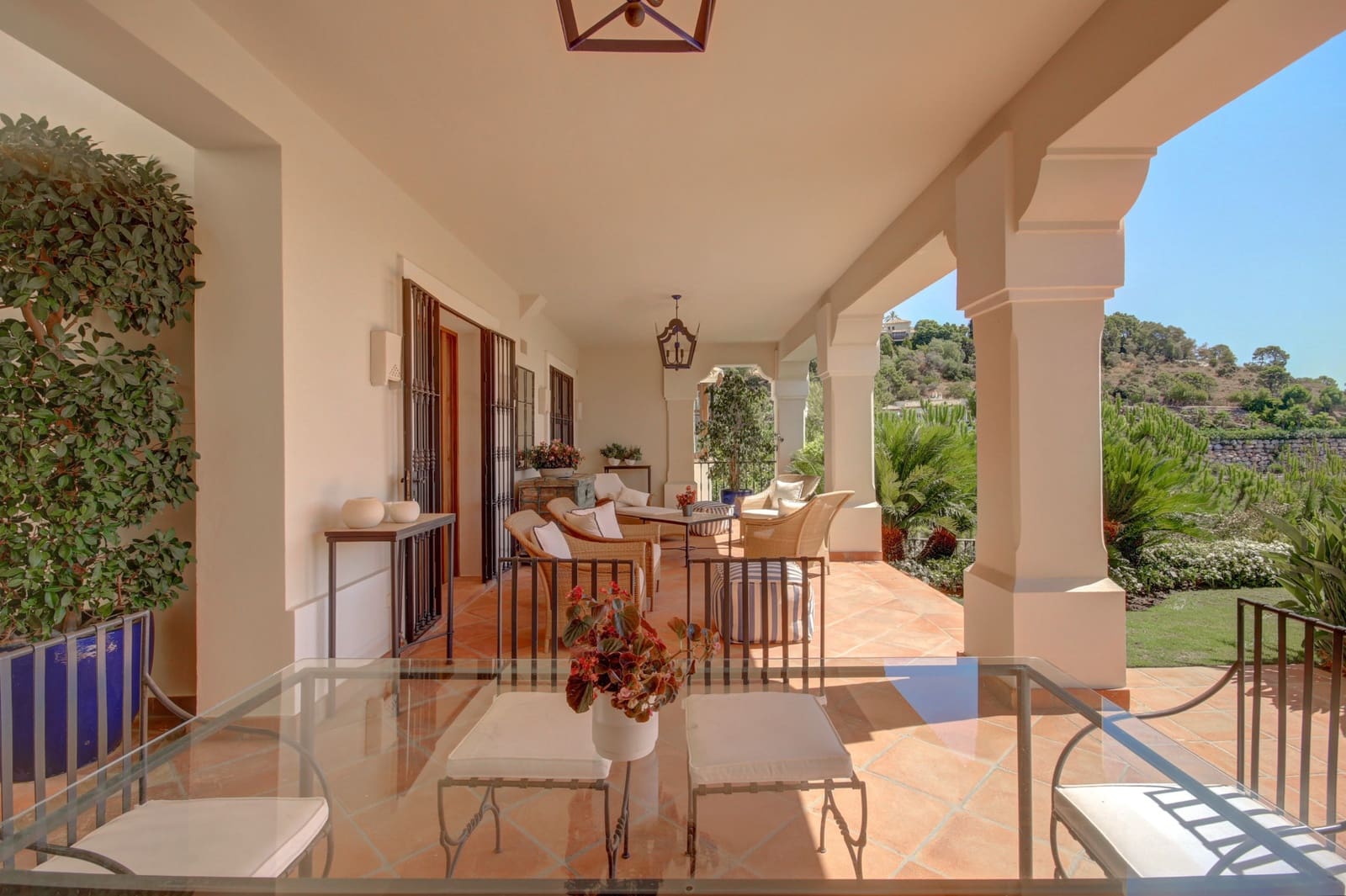 4 slaapkamer Villa te koop in Marbella met zwembad garage - € 2.595.000 (Ref: 10002003)