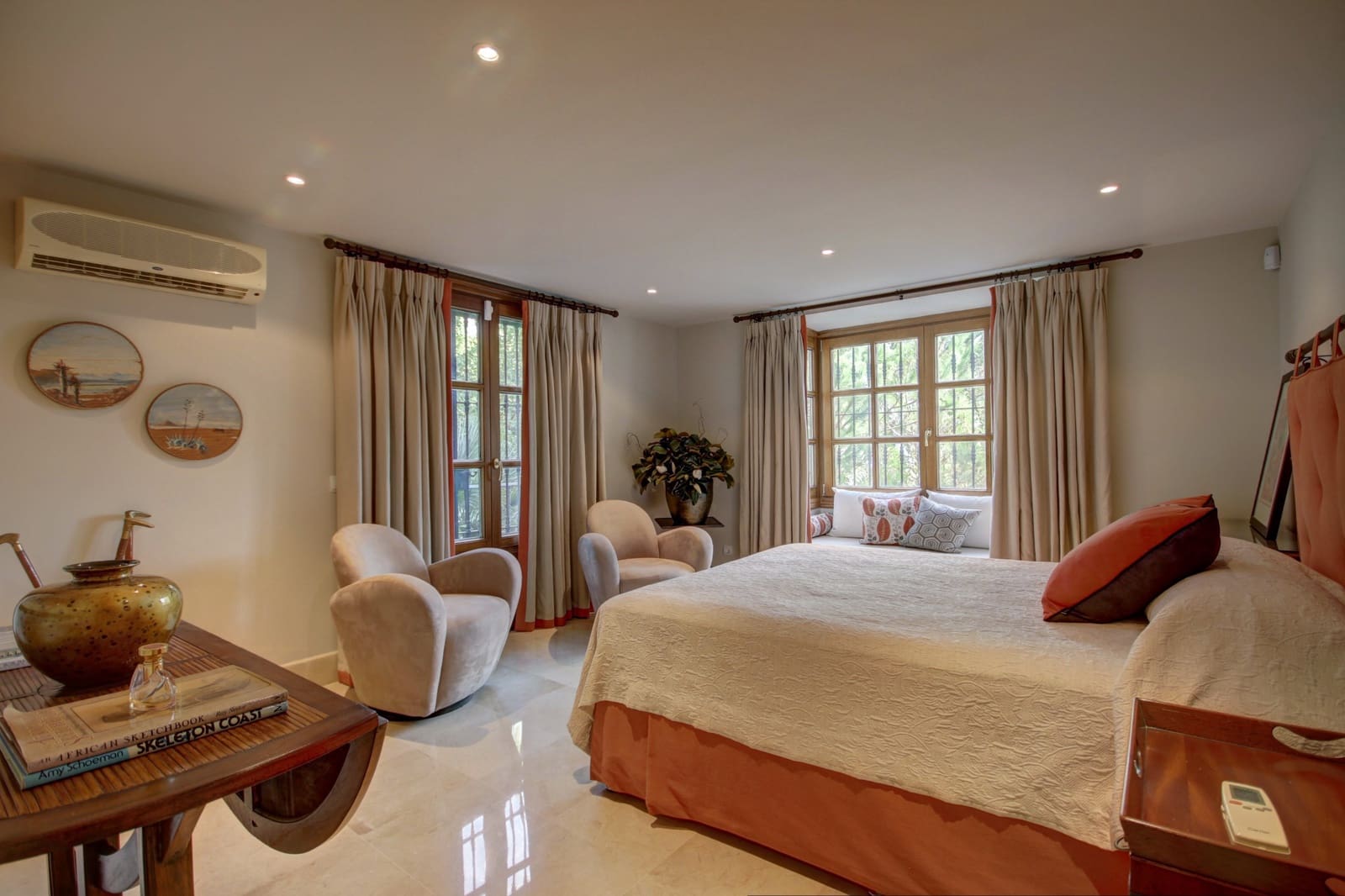 4 slaapkamer Villa te koop in Marbella met zwembad garage - € 2.595.000 (Ref: 10002003)
