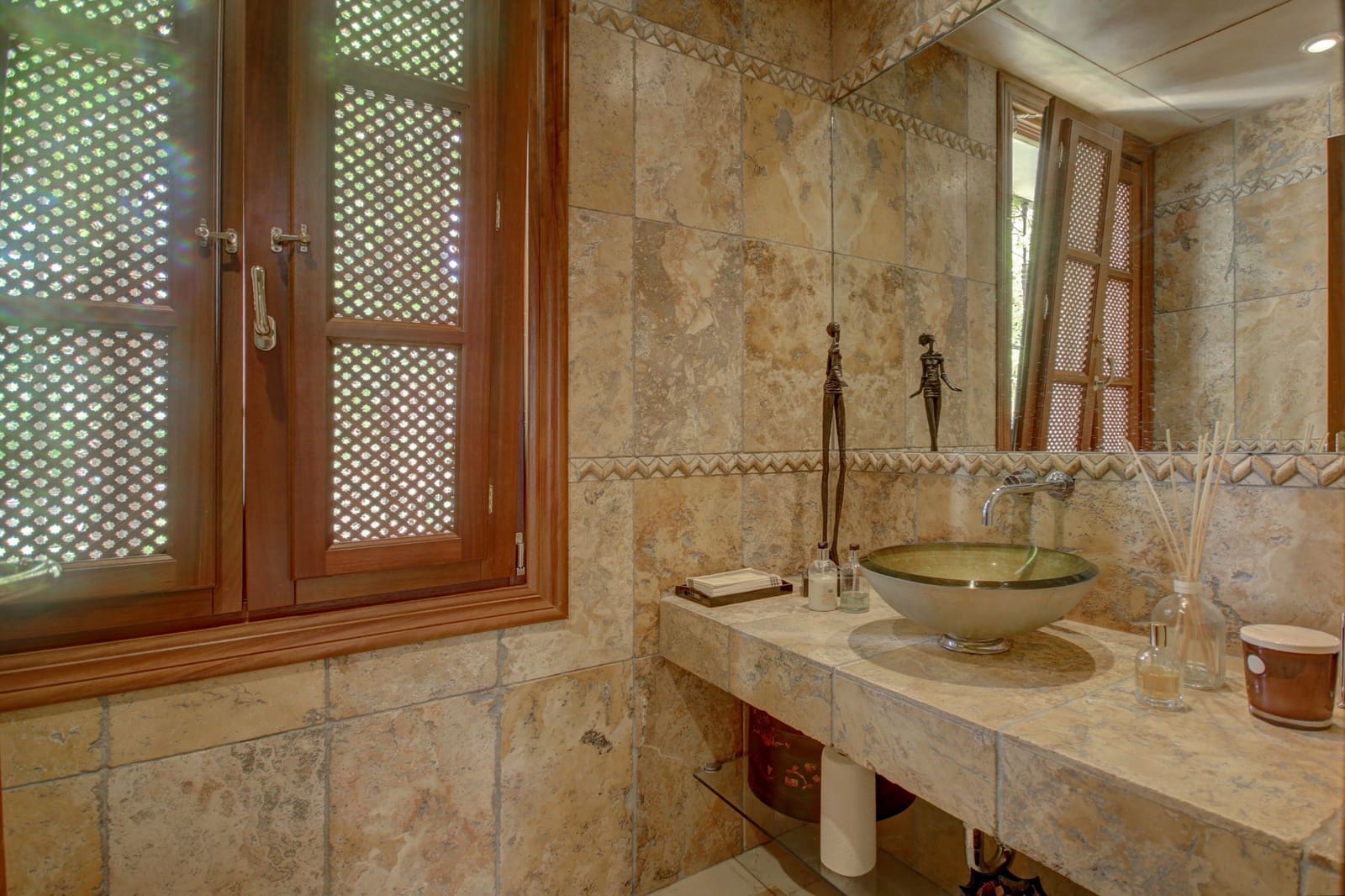 4 slaapkamer Villa te koop in Marbella met zwembad garage - € 2.595.000 (Ref: 10002003)