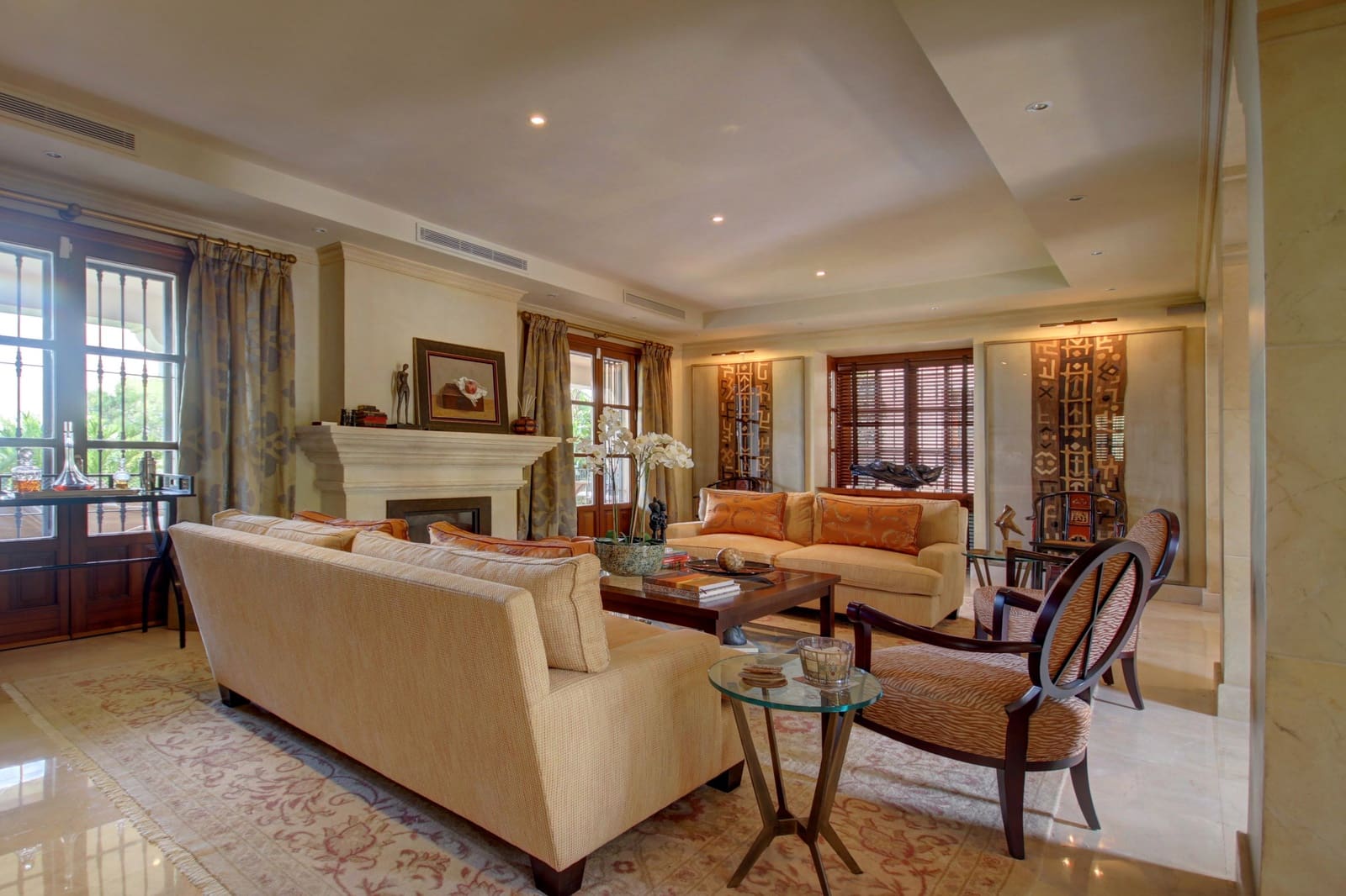 4 slaapkamer Villa te koop in Marbella met zwembad garage - € 2.595.000 (Ref: 10002003)