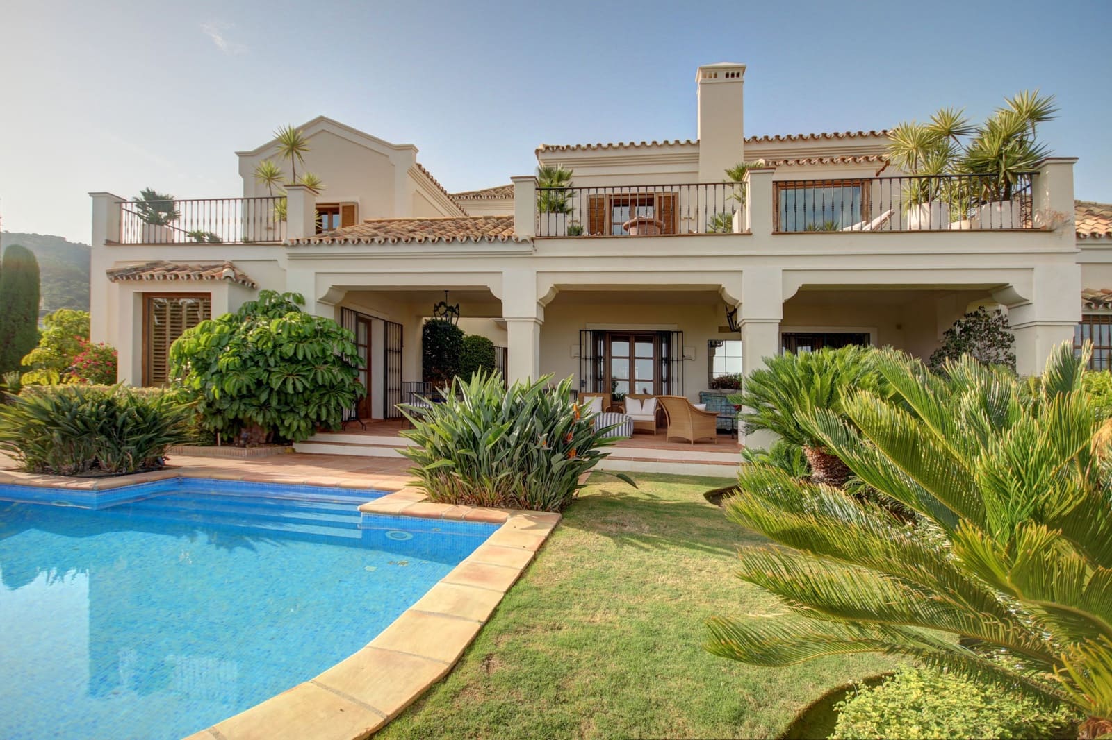 4 slaapkamer Villa te koop in Marbella met zwembad garage - € 2.595.000 (Ref: 10002003)