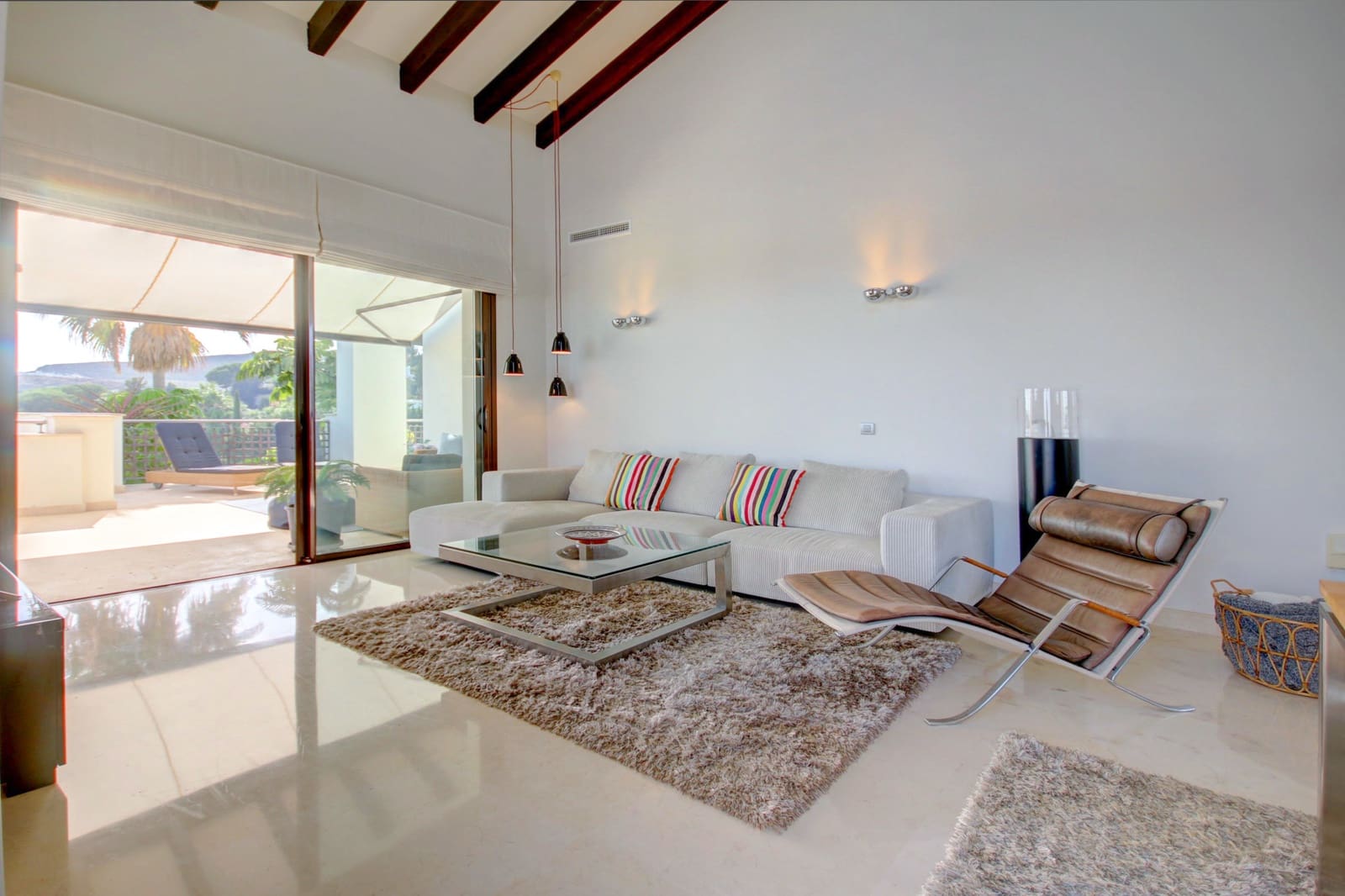 3 sypialnia Apartament na sprzedaż w Marbella z basenem garażem - 1 175 000 € (Ref: 10002004)