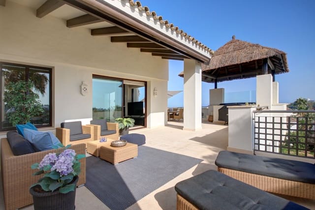 3 soveværelse Lejlighed til salg i Marbella med swimmingpool garage - € 1.175.000 (Ref: 10002004)