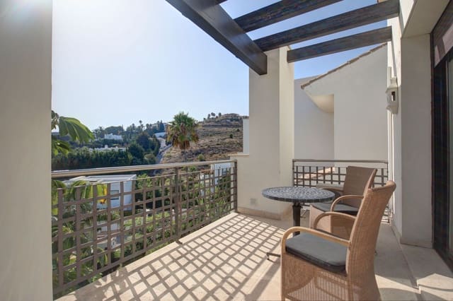 3 soveværelse Lejlighed til salg i Marbella med swimmingpool garage - € 1.175.000 (Ref: 10002004)