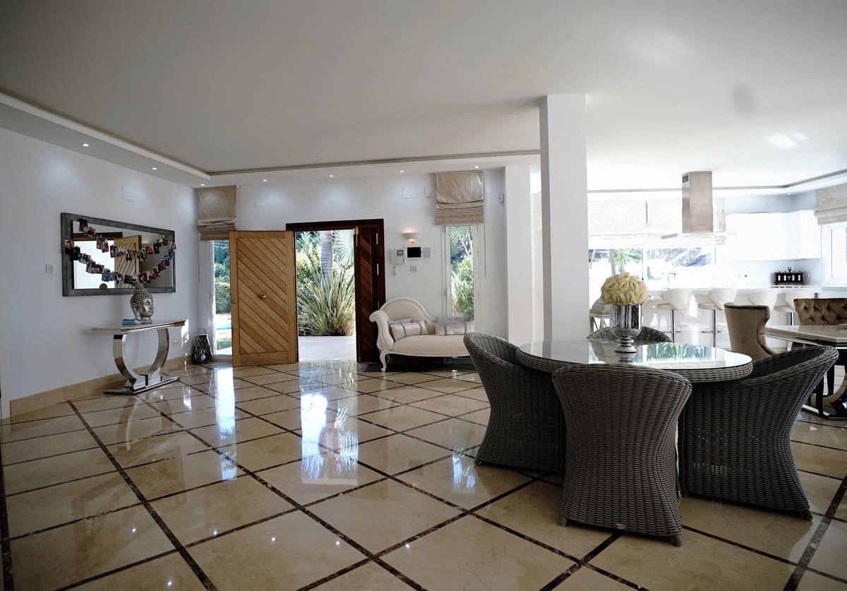 4 slaapkamer Villa te koop in La Heredia met zwembad garage - € 1.900.000 (Ref: 10002007)