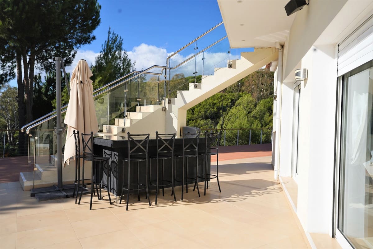 4 slaapkamer Villa te koop in La Heredia met zwembad garage - € 1.900.000 (Ref: 10002007)