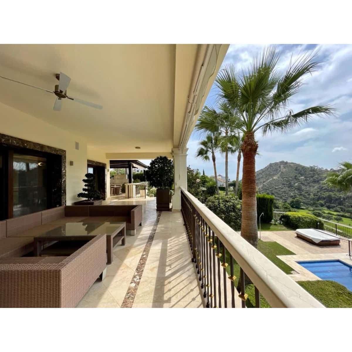 6 bedroom Villa for sale in Los Arqueros with pool garage - € 2,700,000 (Ref: 10002009)