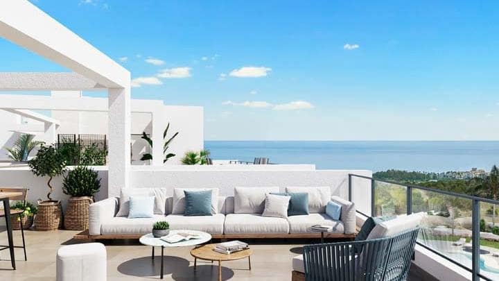 Apartamento de 2 habitaciones en Estepona en venta con piscina garaje - 253.000 € (Ref: 10002011)