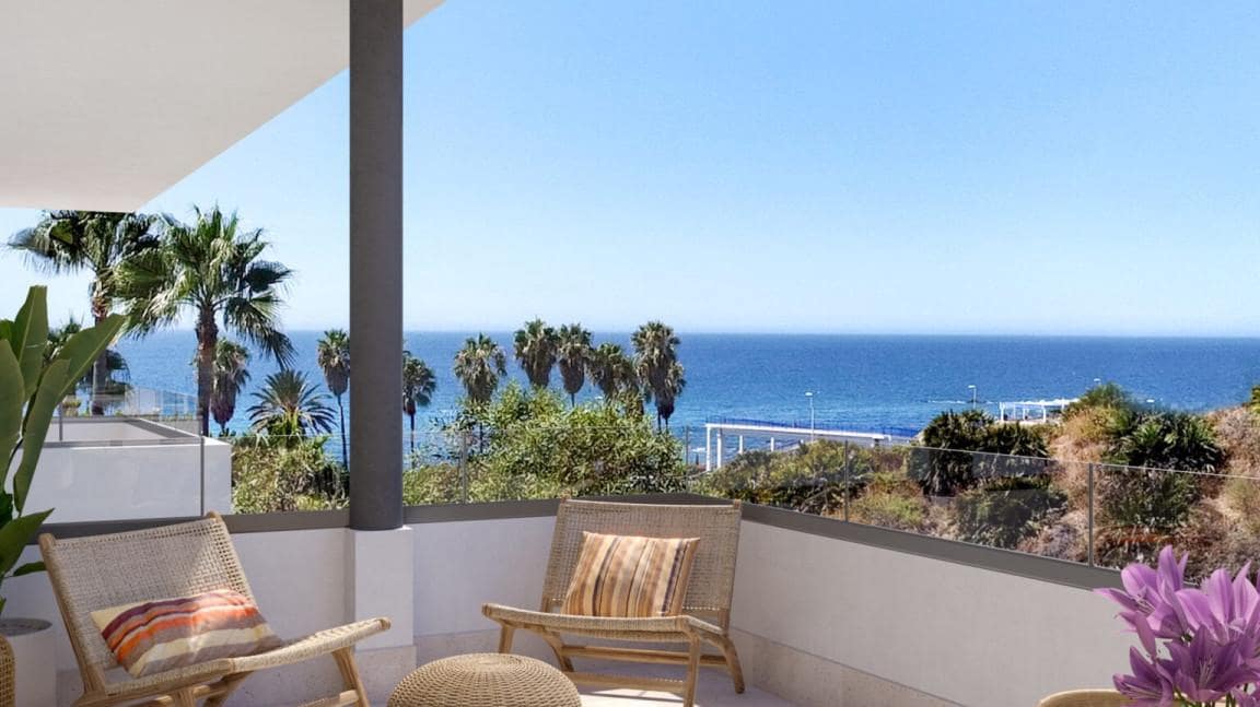 Apartamento de 2 habitaciones en Mijas Costa en venta con piscina garaje - 384.900 € (Ref: 10002012)