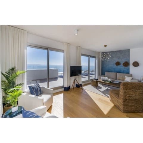 Apartamento de 2 habitaciones en Mijas Costa, Mijas en venta con piscina garaje - 355.000 € (Ref: 10002013)