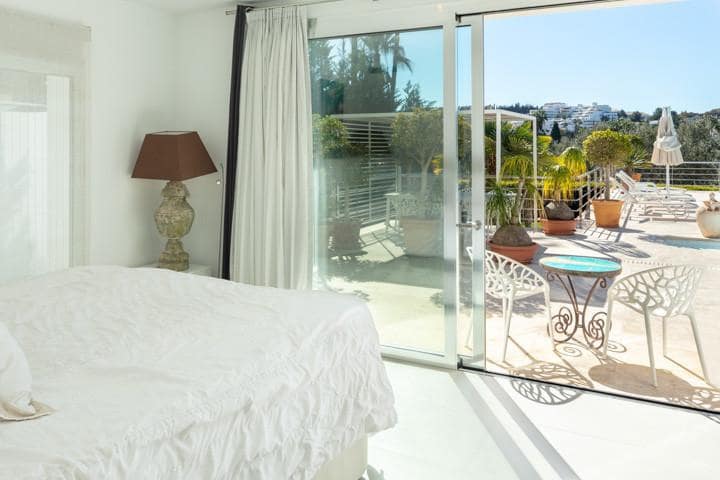 5 quarto Moradia para venda em Marbella com piscina garagem - 3 500 000 € (Ref: 10002017)