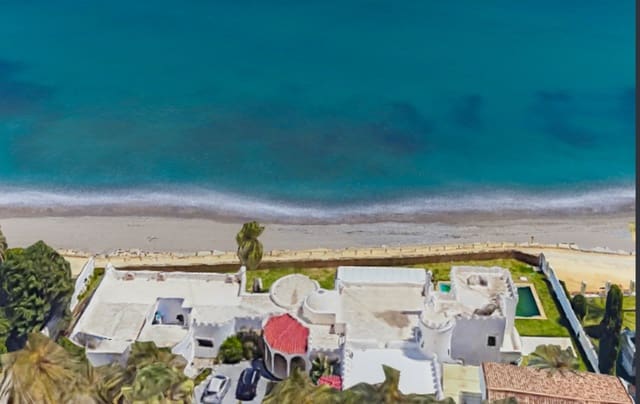 11 sypialnia Willa na sprzedaż w Golden Mile, Marbella z basenem garażem - 15 000 000 € (Ref: 10002018)