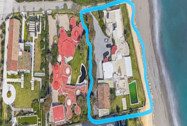 11 sypialnia Willa na sprzedaż w Golden Mile, Marbella z basenem garażem - 15 000 000 € (Ref: 10002018)
