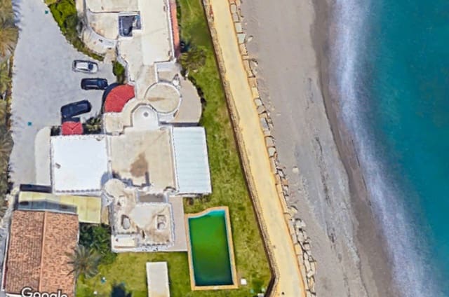 11 sypialnia Willa na sprzedaż w Golden Mile, Marbella z basenem garażem - 15 000 000 € (Ref: 10002018)