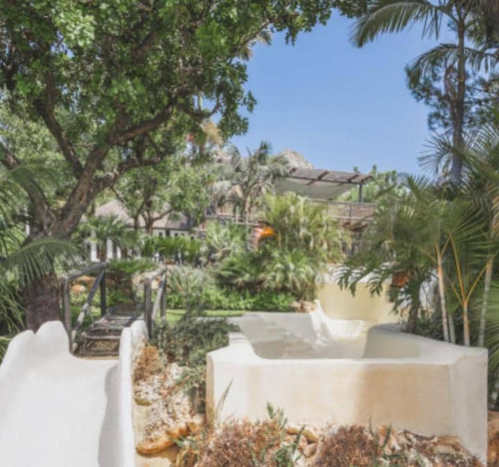 8 sypialnia Willa na sprzedaż w Marbella z basenem garażem - 12 000 000 € (Ref: 10002021)