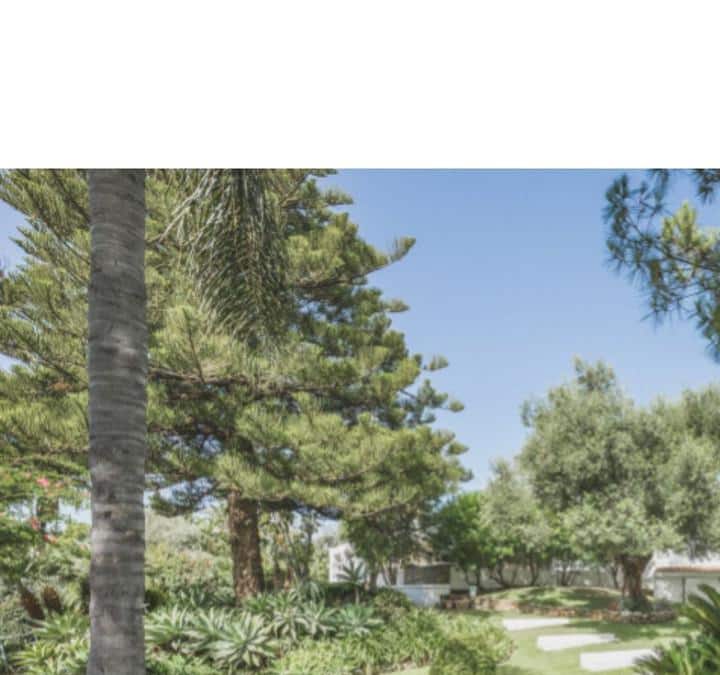 8 sypialnia Willa na sprzedaż w Marbella z basenem garażem - 12 000 000 € (Ref: 10002021)