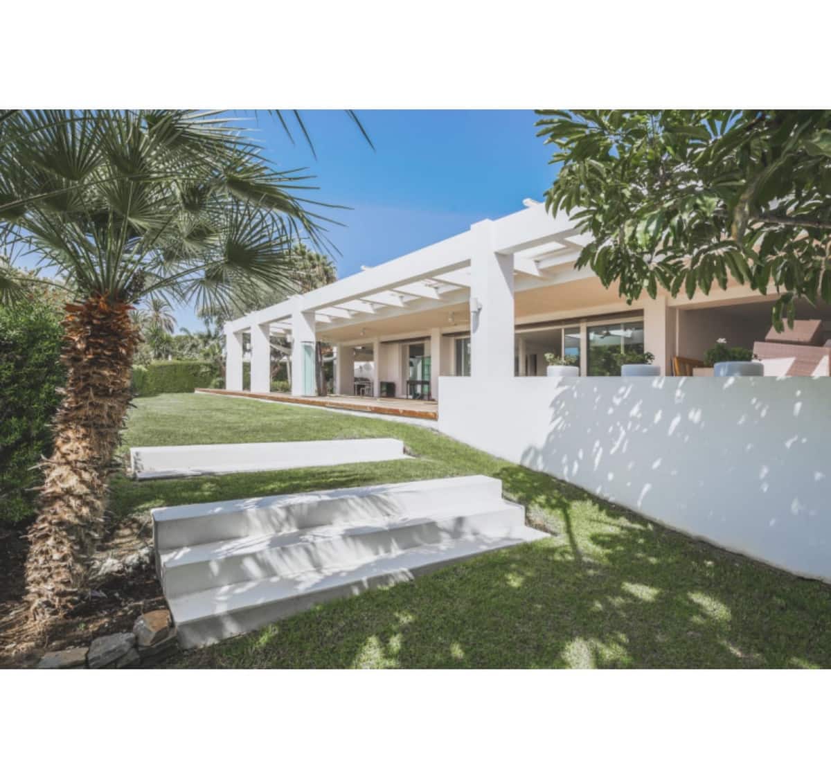 8 sypialnia Willa na sprzedaż w Marbella z basenem garażem - 12 000 000 € (Ref: 10002021)