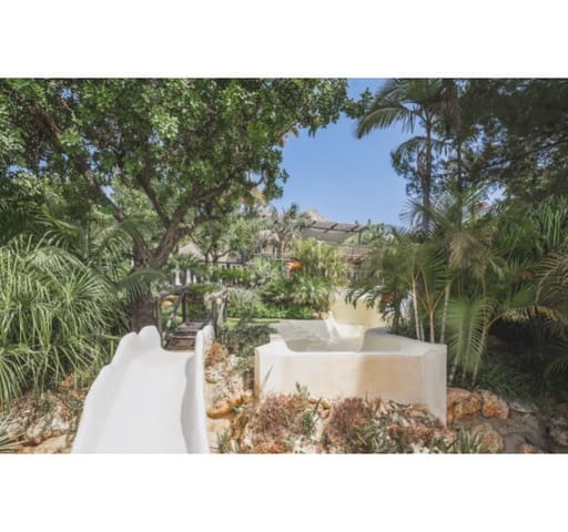 8 sypialnia Willa na sprzedaż w Marbella z basenem garażem - 12 000 000 € (Ref: 10002021)
