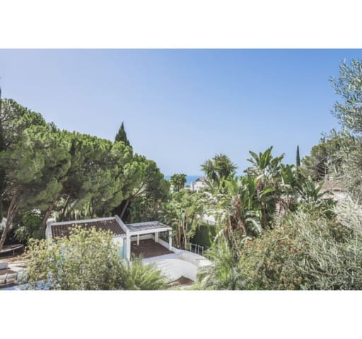 8 sypialnia Willa na sprzedaż w Marbella z basenem garażem - 12 000 000 € (Ref: 10002021)