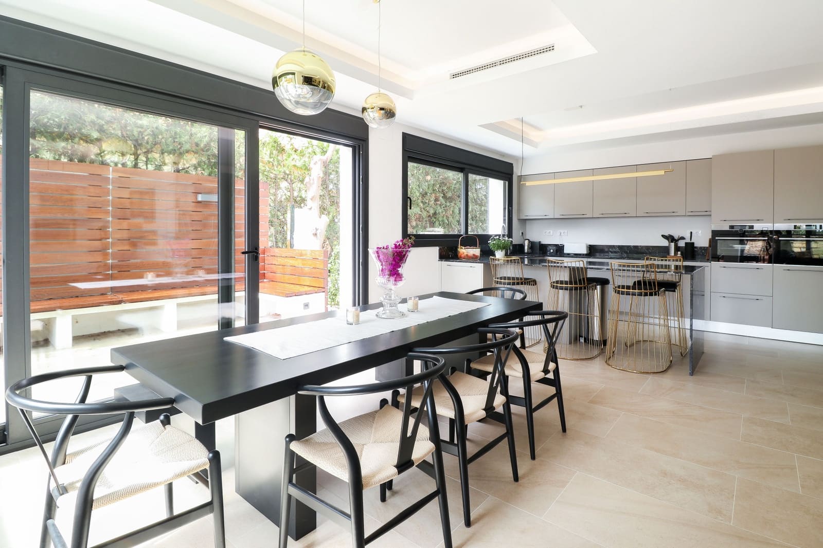 Chalet de 4 habitaciones en Mijas Costa en venta con piscina garaje - 1.485.000 € (Ref: 10002023)