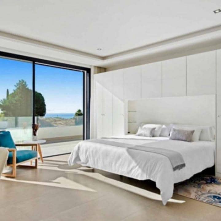 6 sypialnia Willa na sprzedaż w Marbella z basenem garażem - 2 950 000 € (Ref: 10002026)