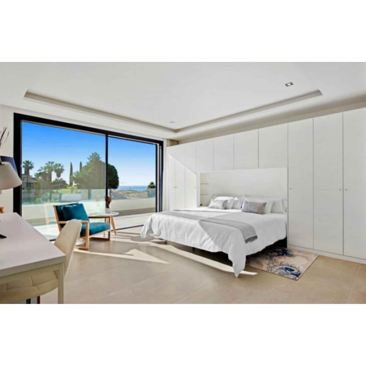6 sypialnia Willa na sprzedaż w Marbella z basenem garażem - 2 950 000 € (Ref: 10002026)