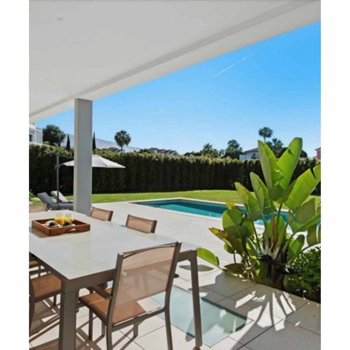 6 sypialnia Willa na sprzedaż w Marbella z basenem garażem - 2 950 000 € (Ref: 10002026)