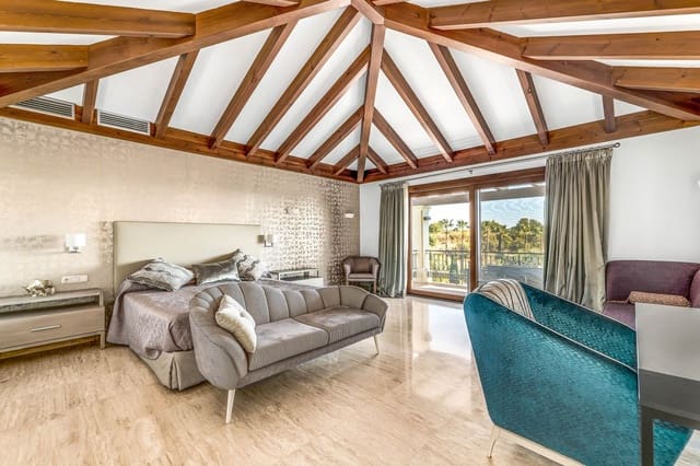 16 soverom Villa til salgs i El Paraiso, Estepona med svømmebasseng garasje - € 9 494 000 (Ref: 10002027)