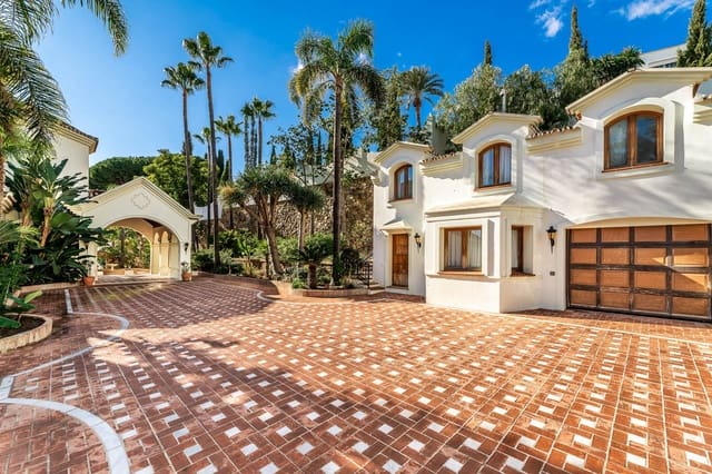 16 soverom Villa til salgs i El Paraiso, Estepona med svømmebasseng garasje - € 9 494 000 (Ref: 10002027)