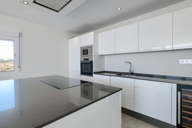 3 soverom Leilighet til salgs i Estepona med svømmebasseng garasje - € 719 000 (Ref: 10002030)