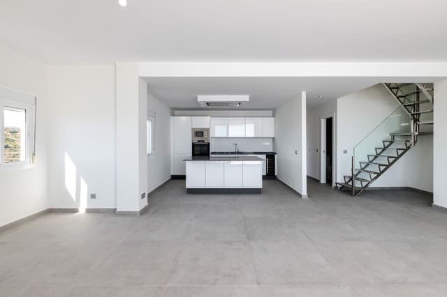 3 soverom Leilighet til salgs i Estepona med svømmebasseng garasje - € 719 000 (Ref: 10002030)