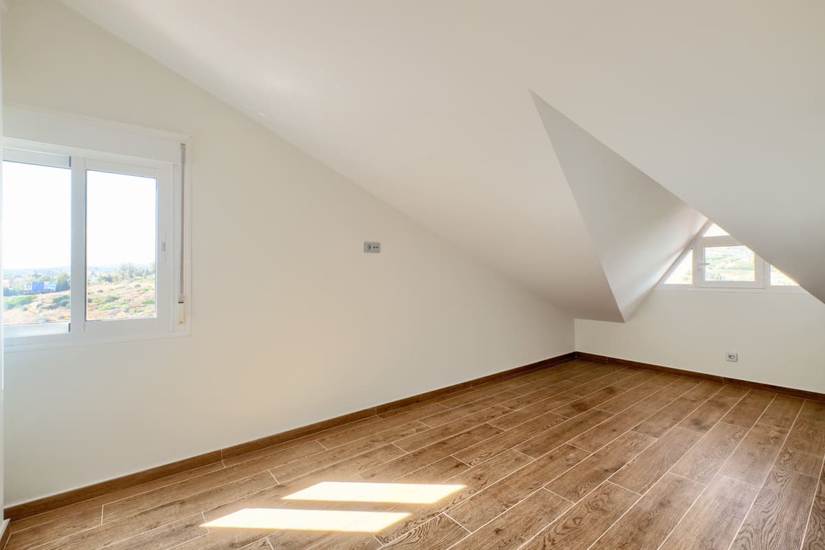 3 soverom Leilighet til salgs i Estepona med svømmebasseng garasje - € 719 000 (Ref: 10002030)