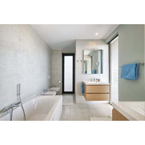 Chalet de 4 habitaciones en Benahavís en venta con piscina garaje - 2.875.000 € (Ref: 10002032)