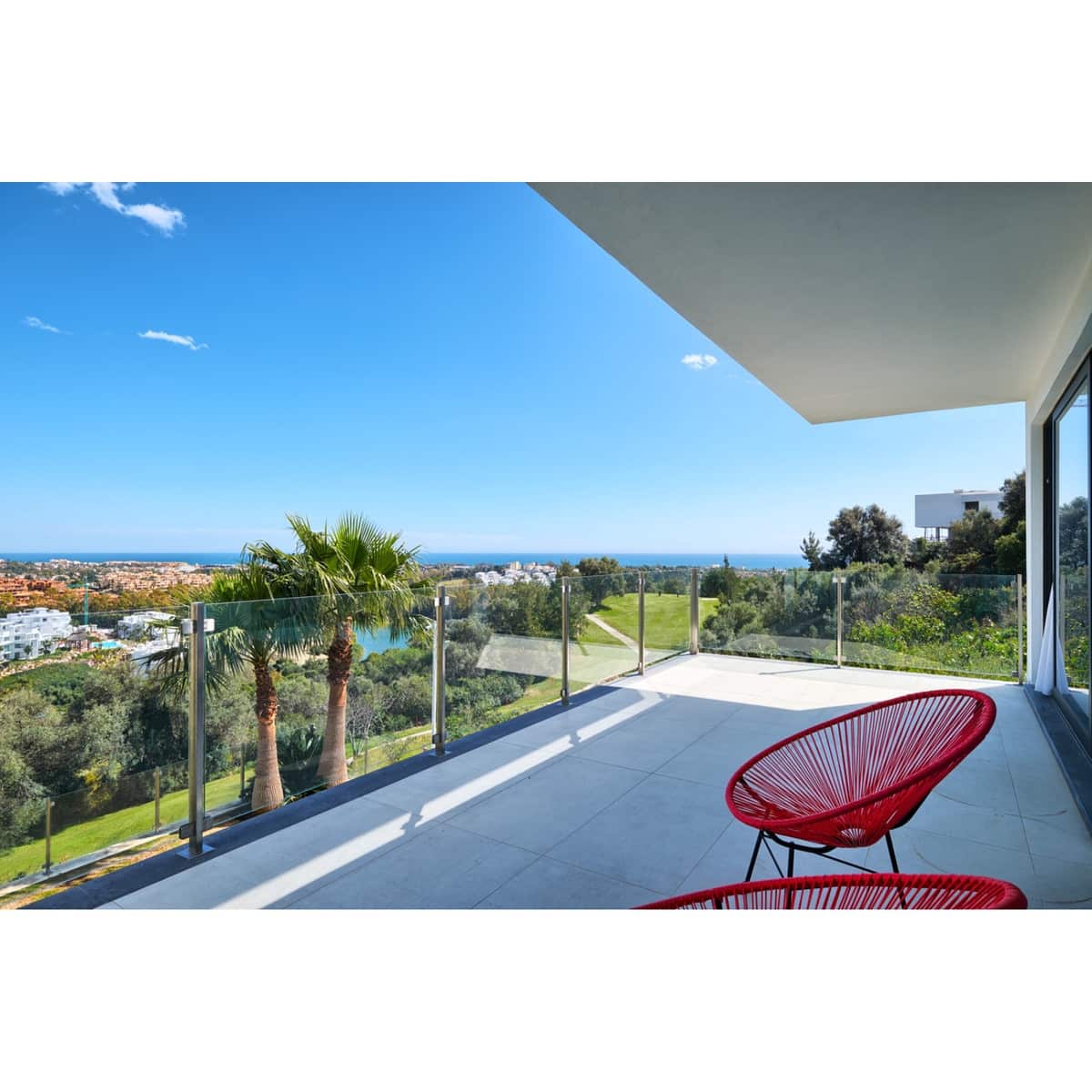 4 sovrum Villa till salu i Benahavis med pool garage - 2 875 000 € (Ref: 10002032)