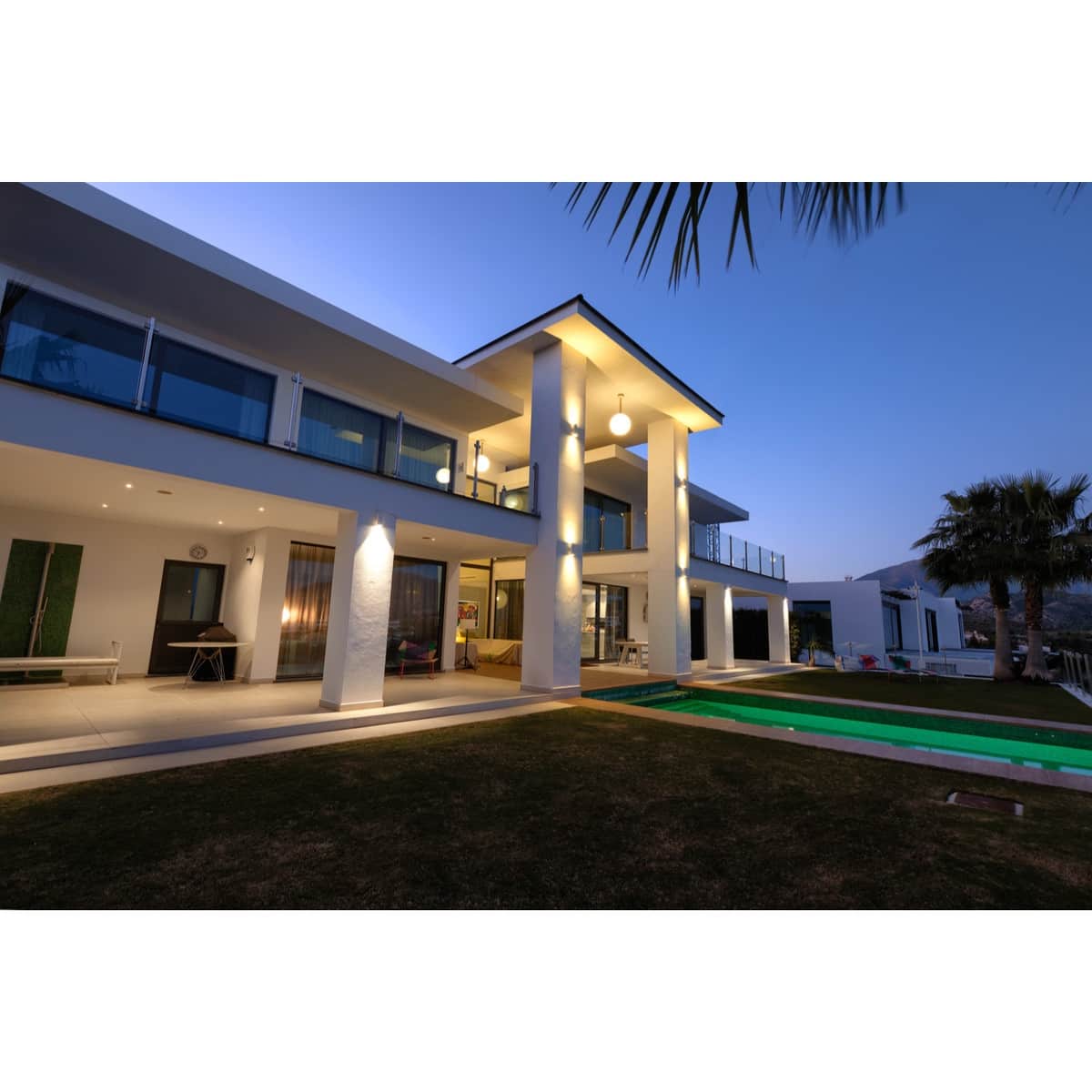4 sovrum Villa till salu i Benahavis med pool garage - 2 875 000 € (Ref: 10002032)